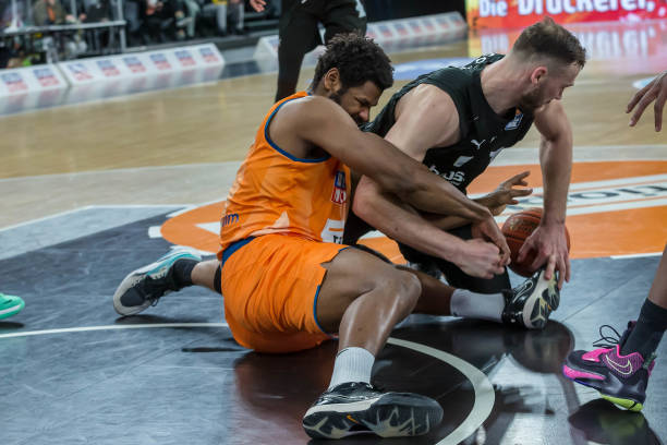 秀能在巴黎 秀能在巴黎