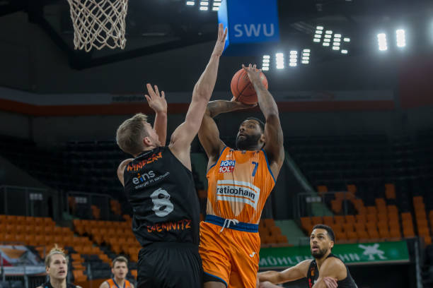 他们随时可 他们随时可