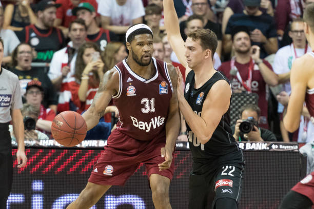 为传统中锋 为传统中锋