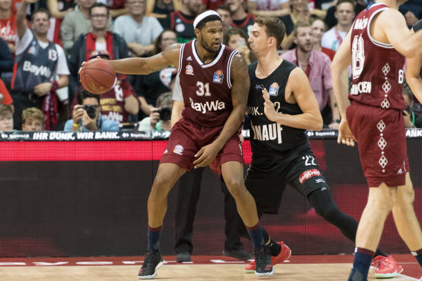 逐渐进入主 逐渐进入主